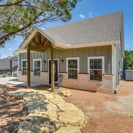 Granbury Home With Hot Tub And Furnished Patio! Экстерьер фото