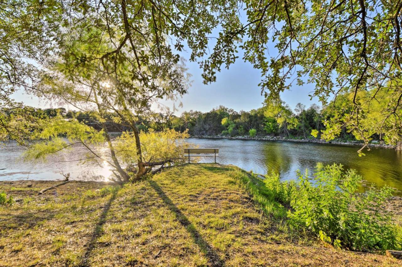 Granbury Home With Hot Tub And Furnished Patio! Экстерьер фото